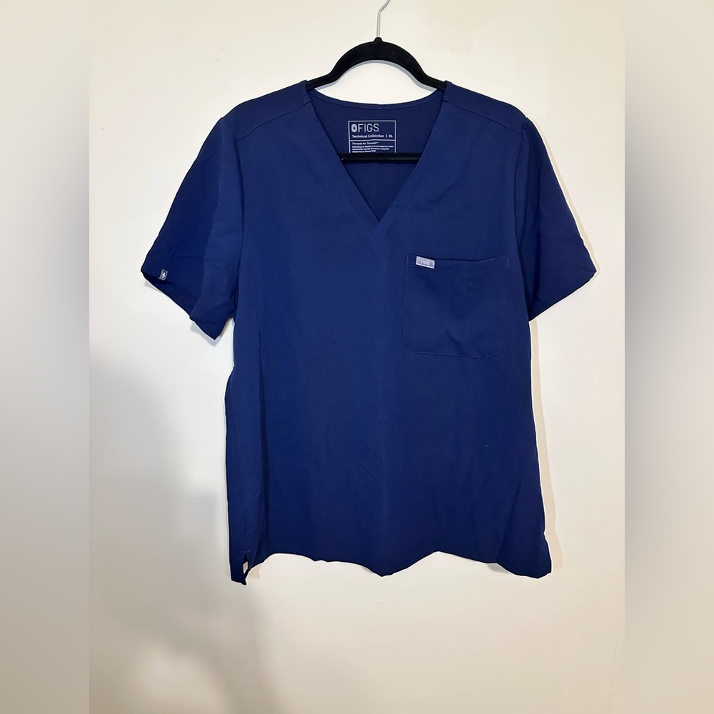 Figs Navy Catarina Scrub Top